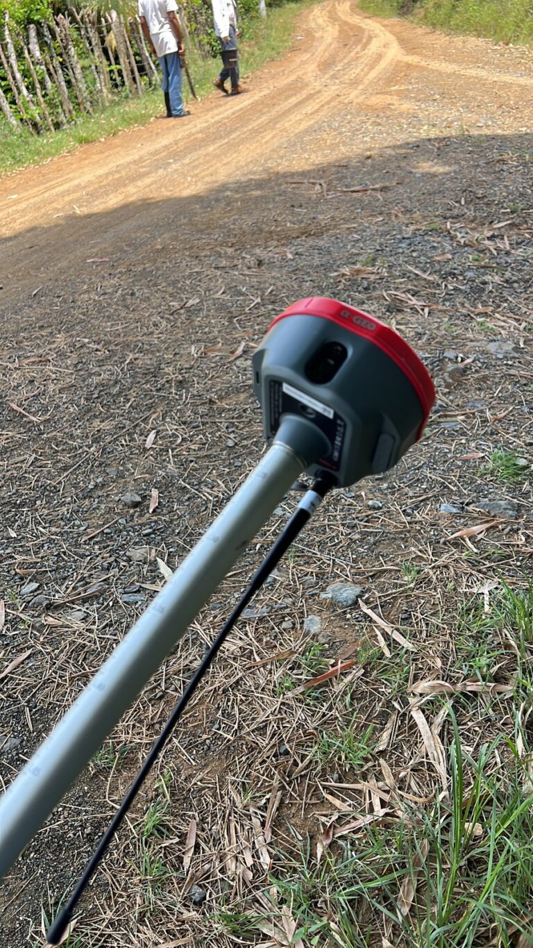 Levantamiento con receptor GNSS en campo